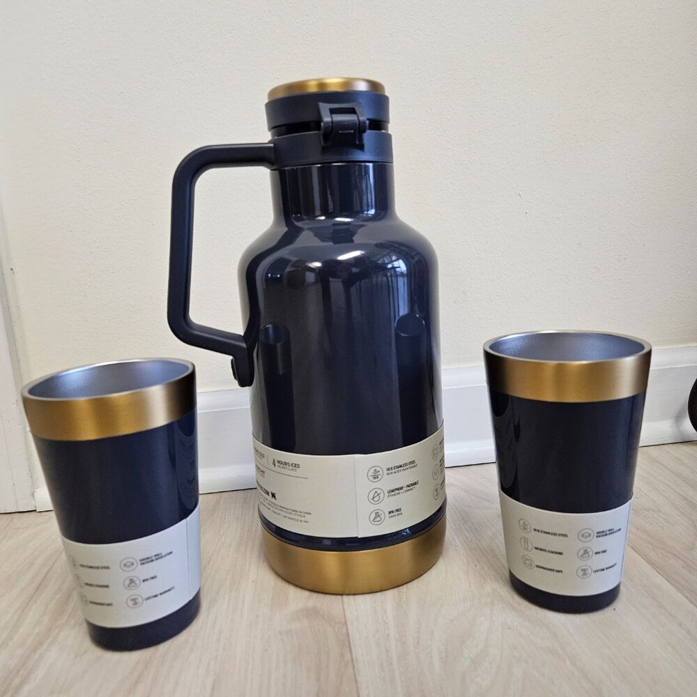 NEW Stanley The Stay-Chill Growler Set | 64 OZ/16 OZ | Blue - Twilight Gloss - Picture 3 of 9